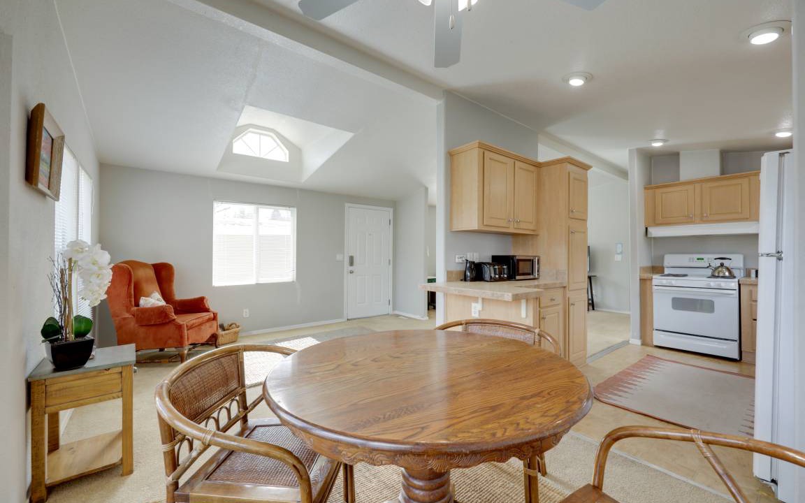Photo of Kitchen in Oak View