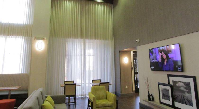 Photo of Livingroom in Seal Beach