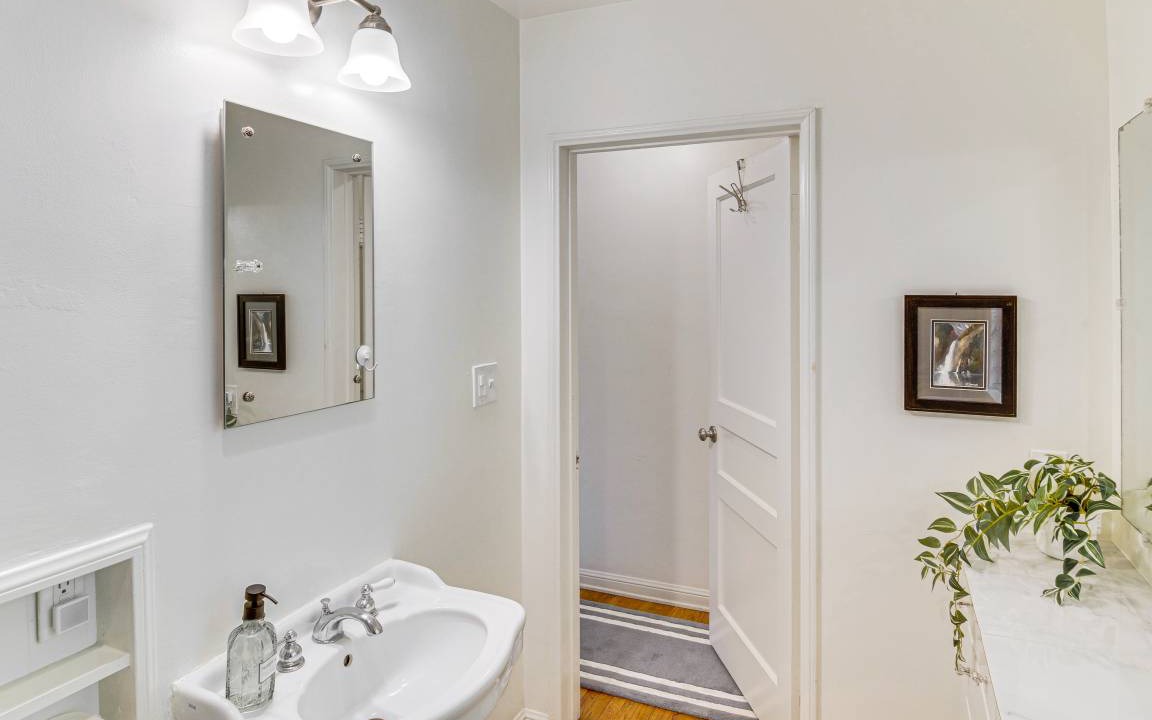 Photo of Bathroom in South Pasadena