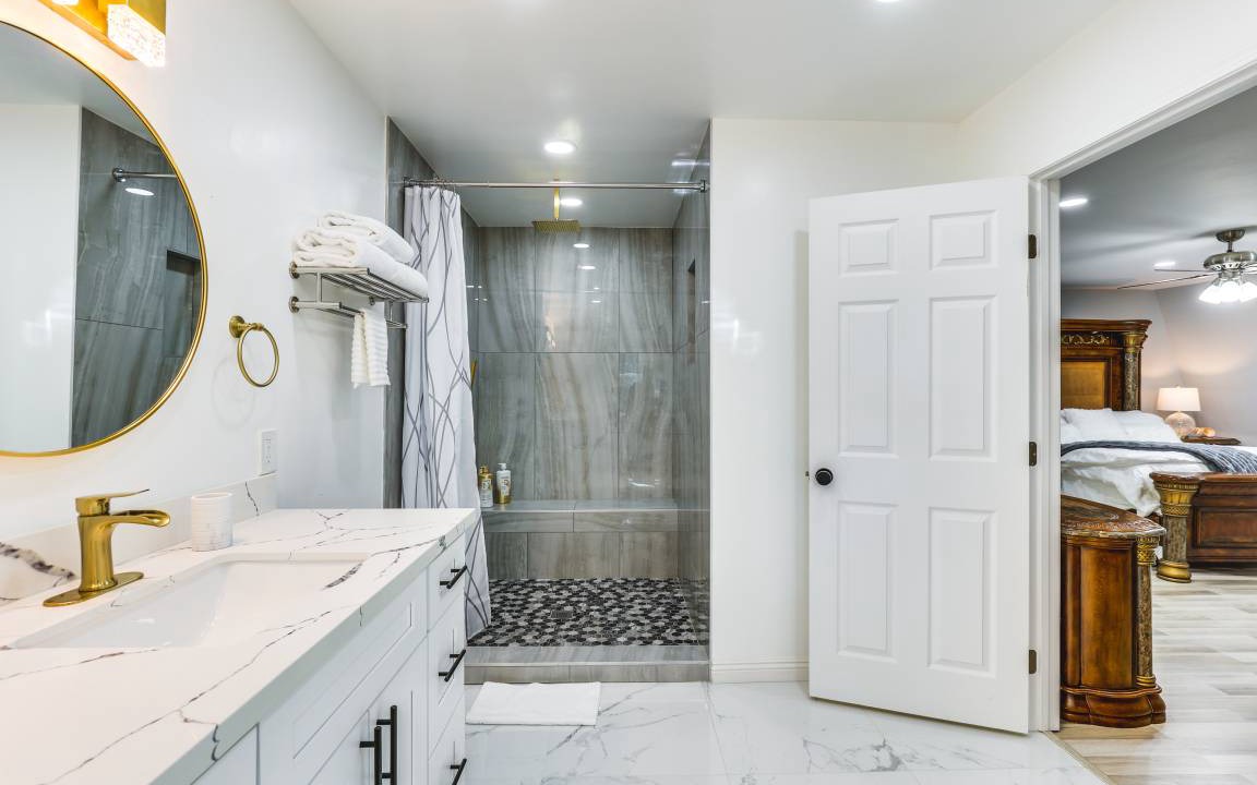 Photo of Bathroom in North Ridge