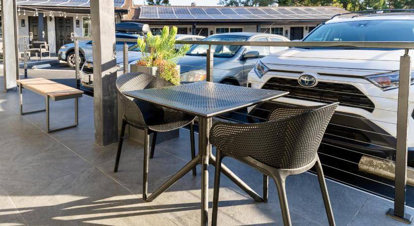 Photo of Patio Balcony in Munras Avenue