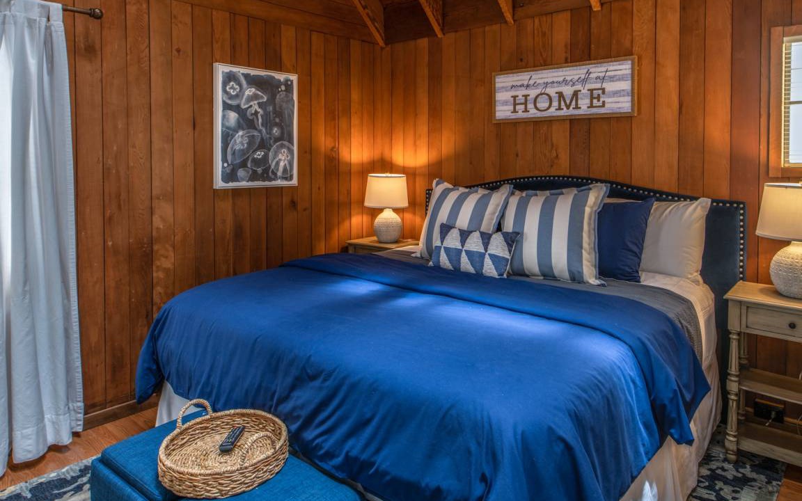 Photo of Bedroom in Northwest Carmel