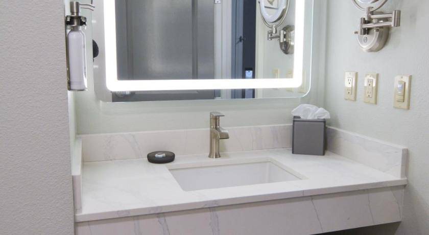 Photo of Bathroom in Blue Lake