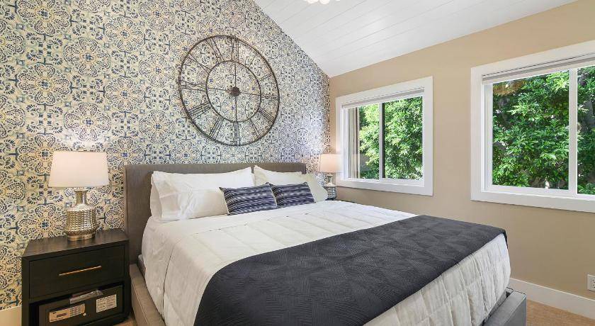 Photo of Bedroom in Hermosa Village