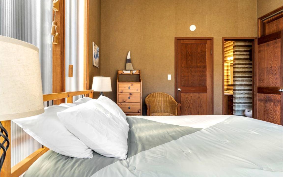 Photo of Bedroom in Dillon Beach