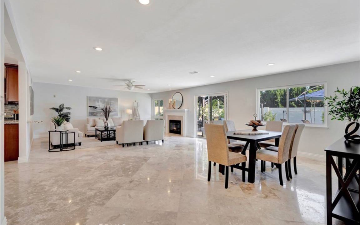 Photo of Livingroom in Anaheim Hills