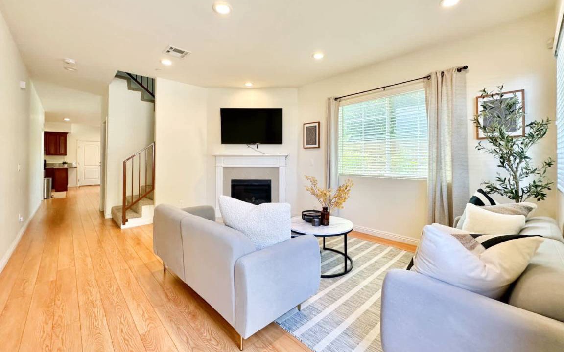 Photo of Livingroom in Ontario