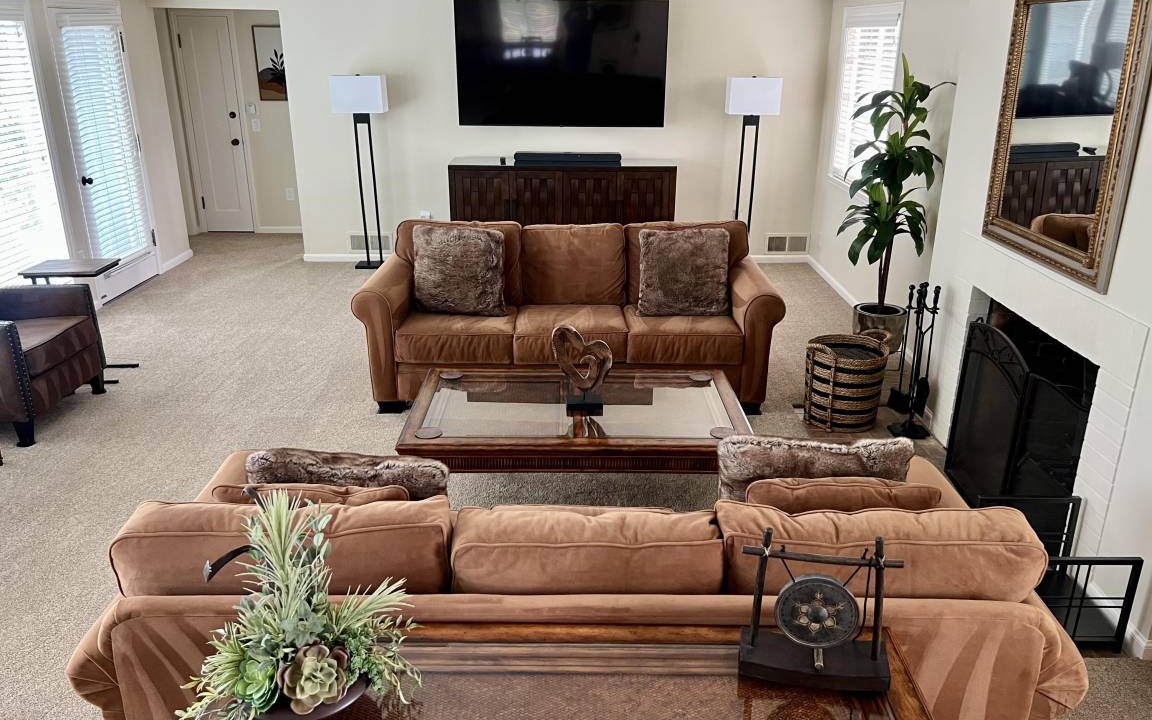 Photo of Livingroom in Carmel Point