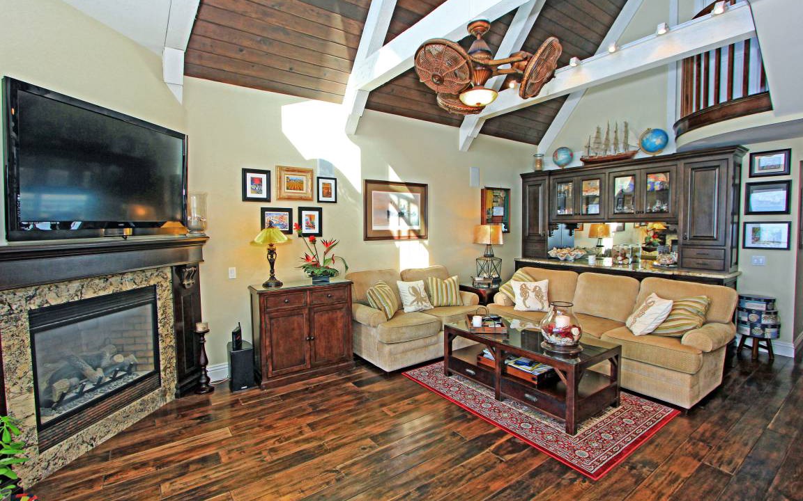Photo of Livingroom in Santa Ana Heights