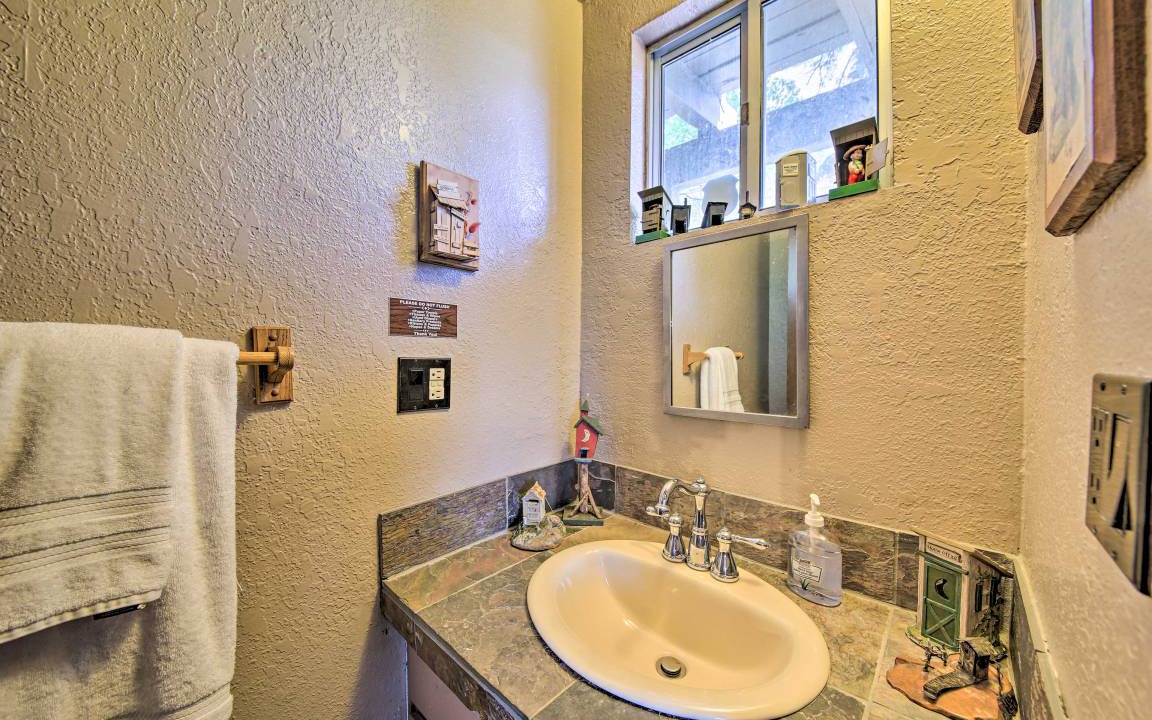 Photo of Bathroom in Lake Arrowhead