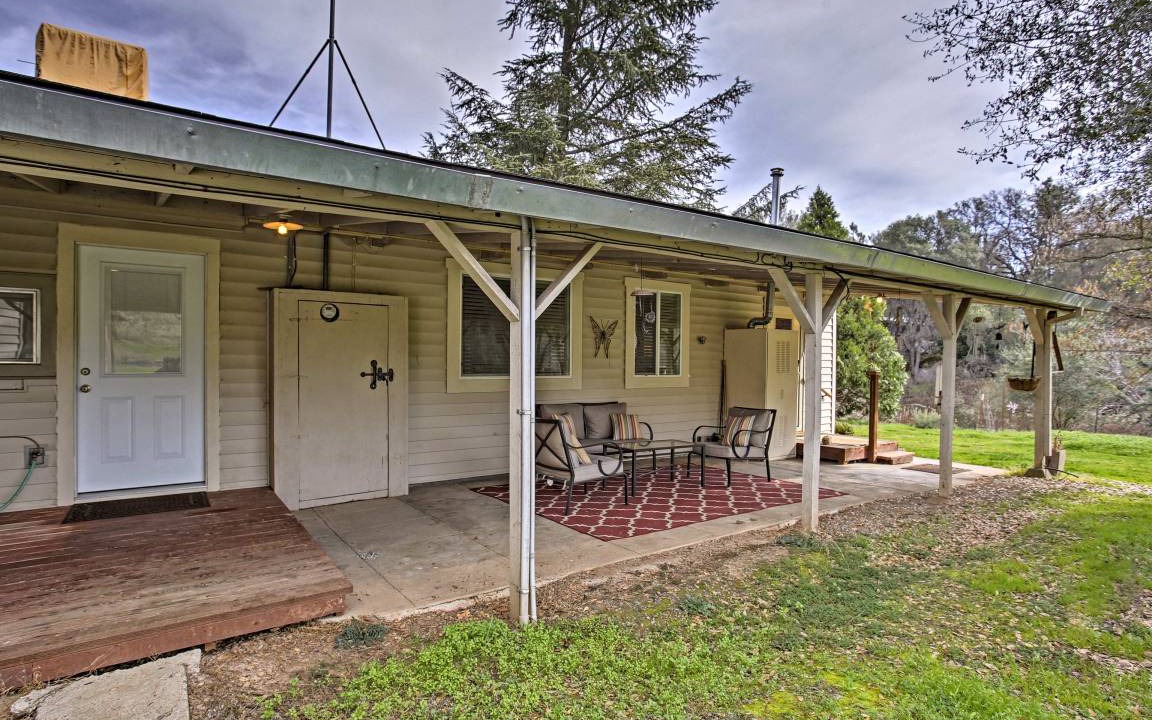 Photo of Others in Mariposa