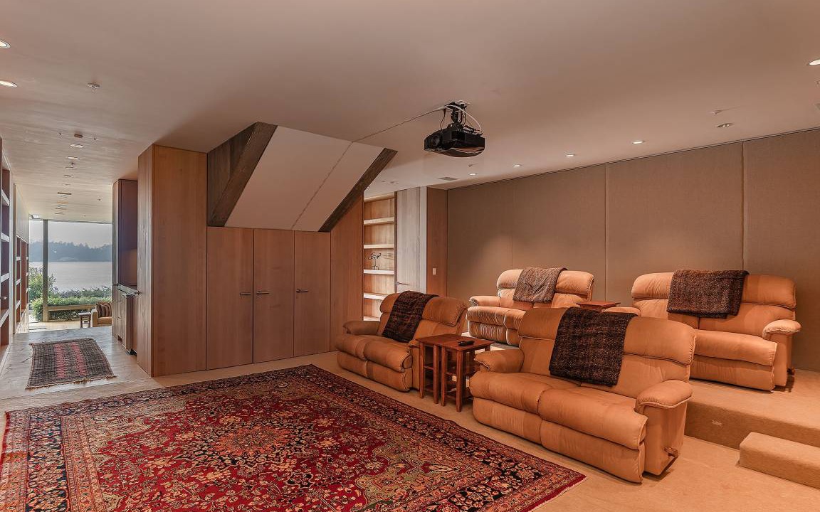 Photo of Livingroom in Carmel Meadows