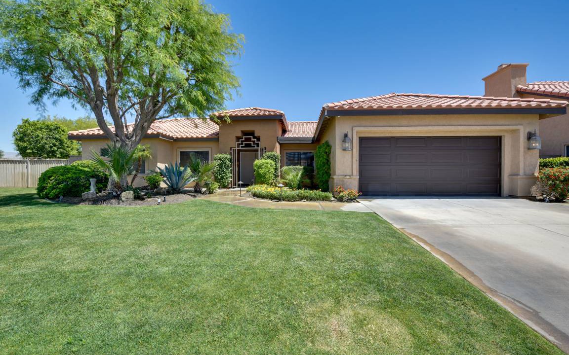 Photo of Buildings in La Quinta