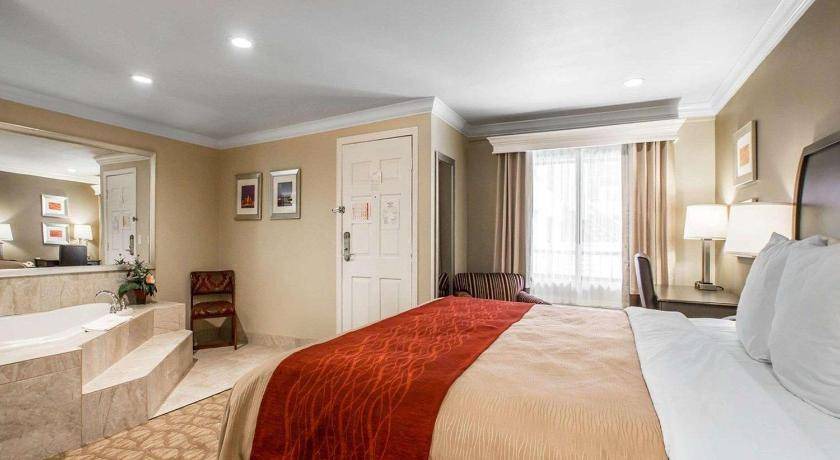 Photo of Bedroom in Downey
