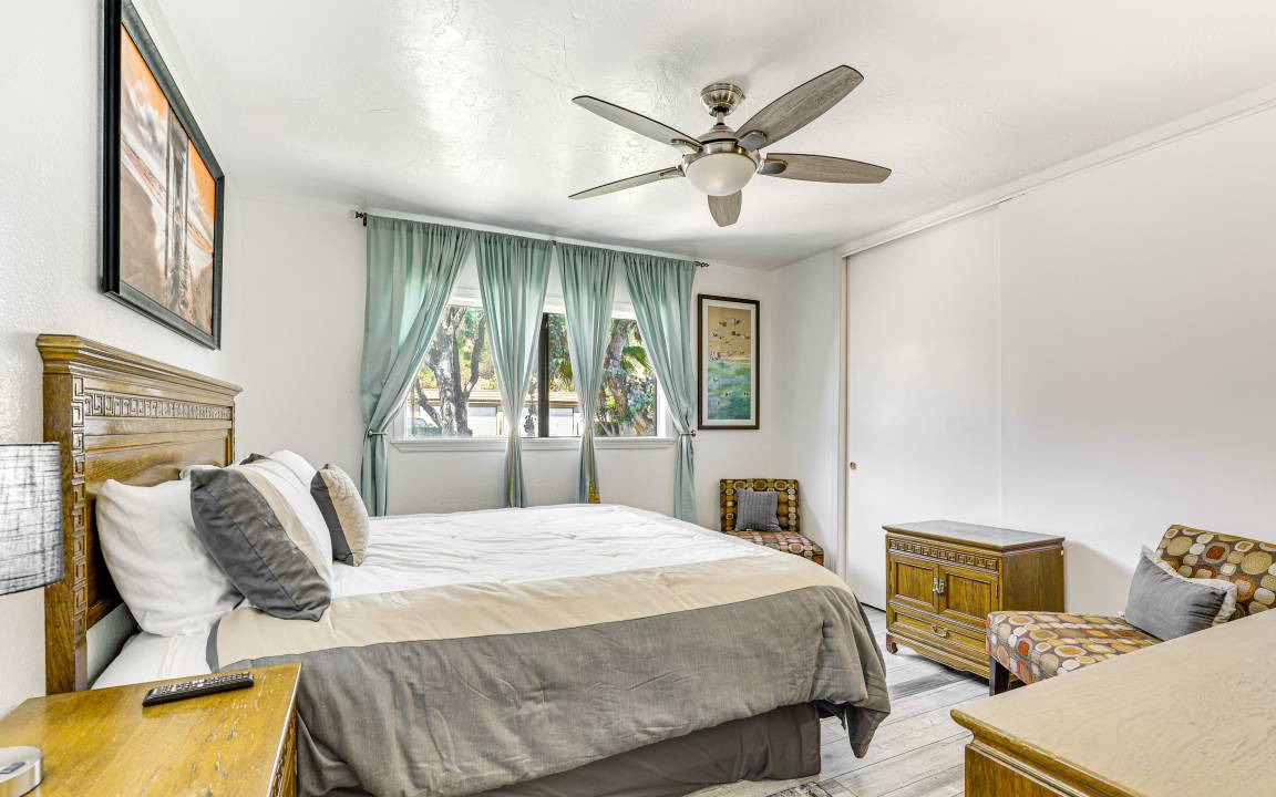 Photo of Bedroom in Loma Alta