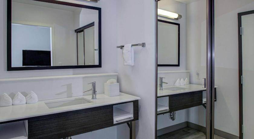 Photo of Bathroom in Airport Area