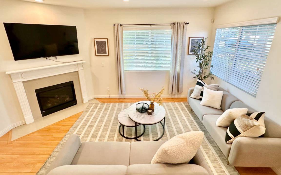 Photo of Livingroom in Ontario