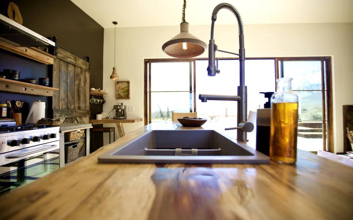 Photo of Kitchen in Lone Pine