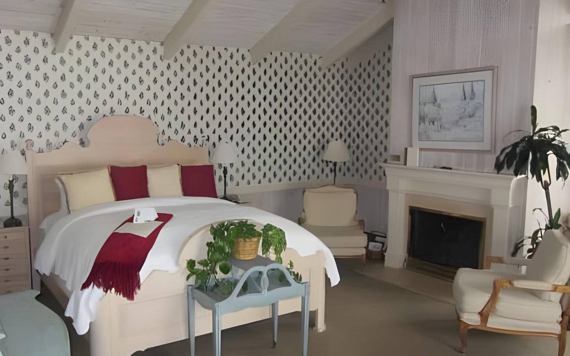 Photo of Bedroom in Golden Rectangle