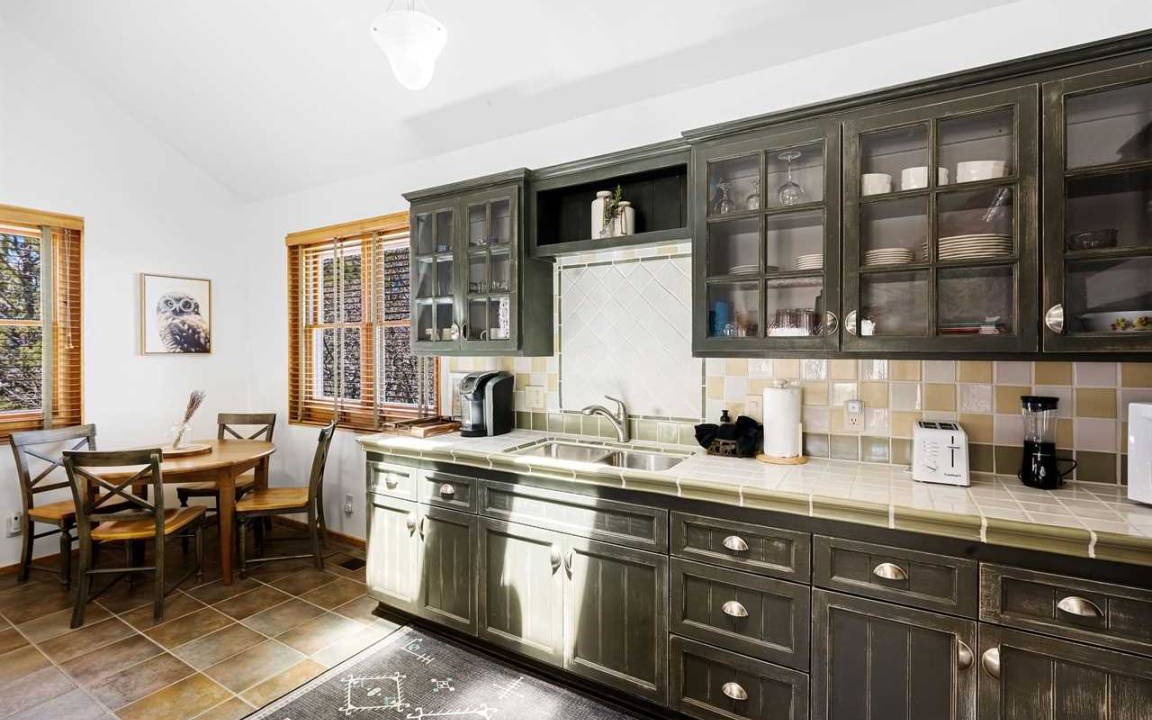 Photo of Kitchen in Upper Moonridge