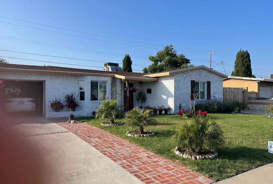 Photo of Others in Southeast Anaheim