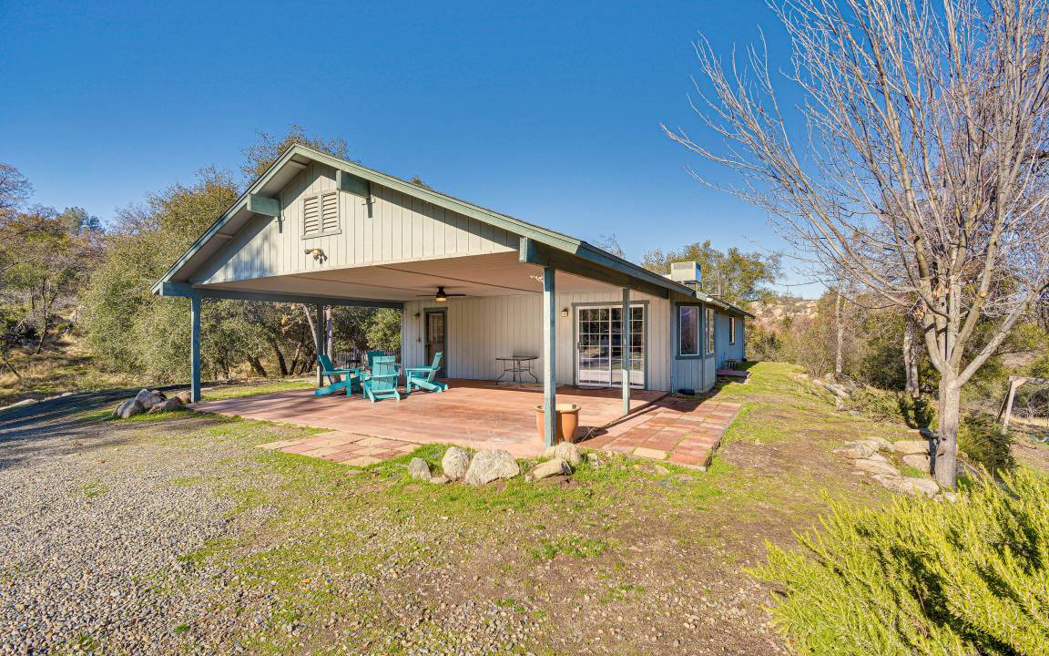 Photo of Others in Mariposa