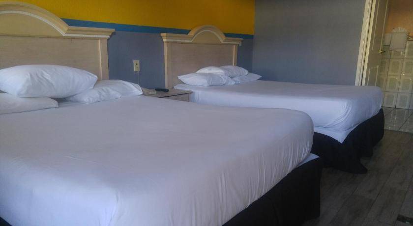 Photo of Bedroom in Anaheim Resort