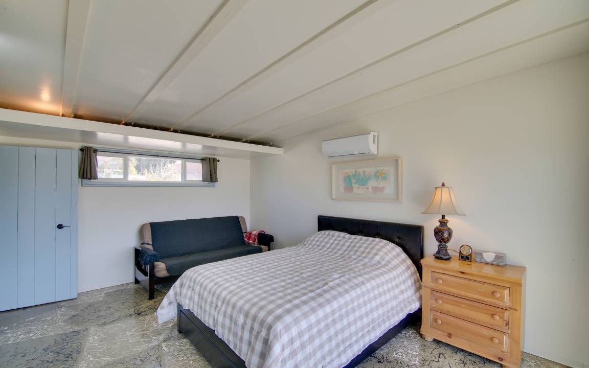 Photo of Bedroom in Desert Hot Springs