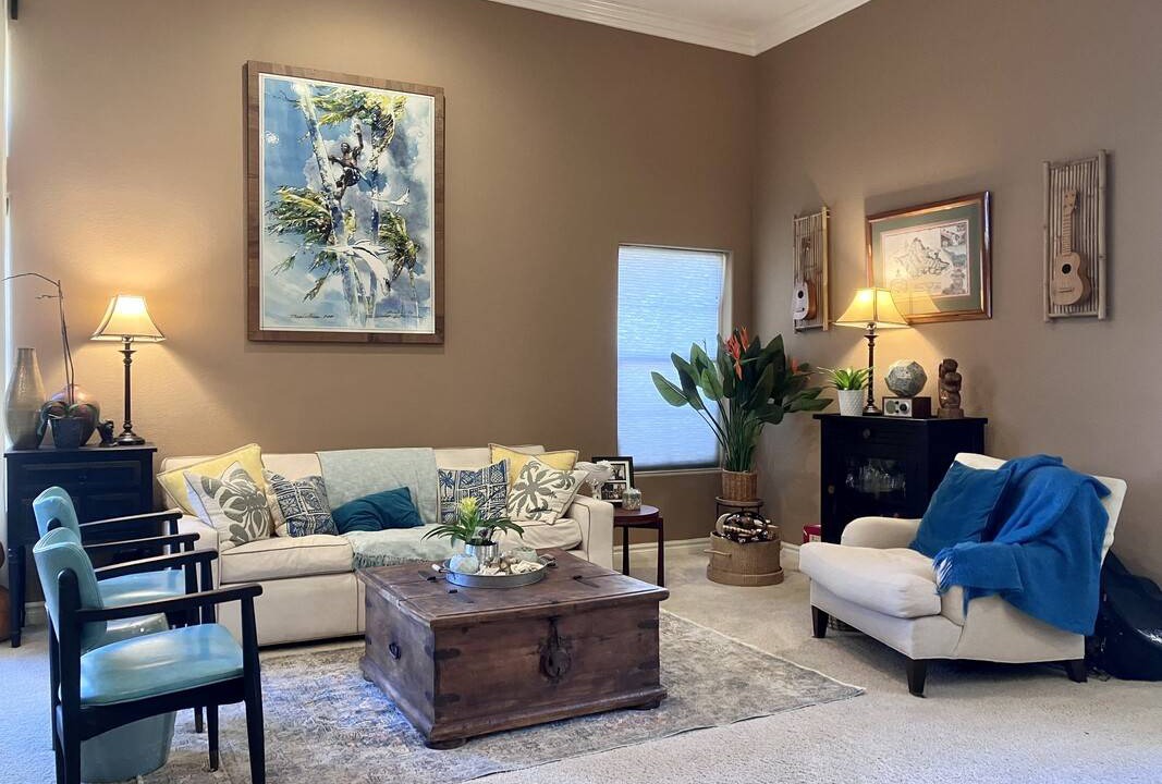 Photo of Livingroom in Country Club