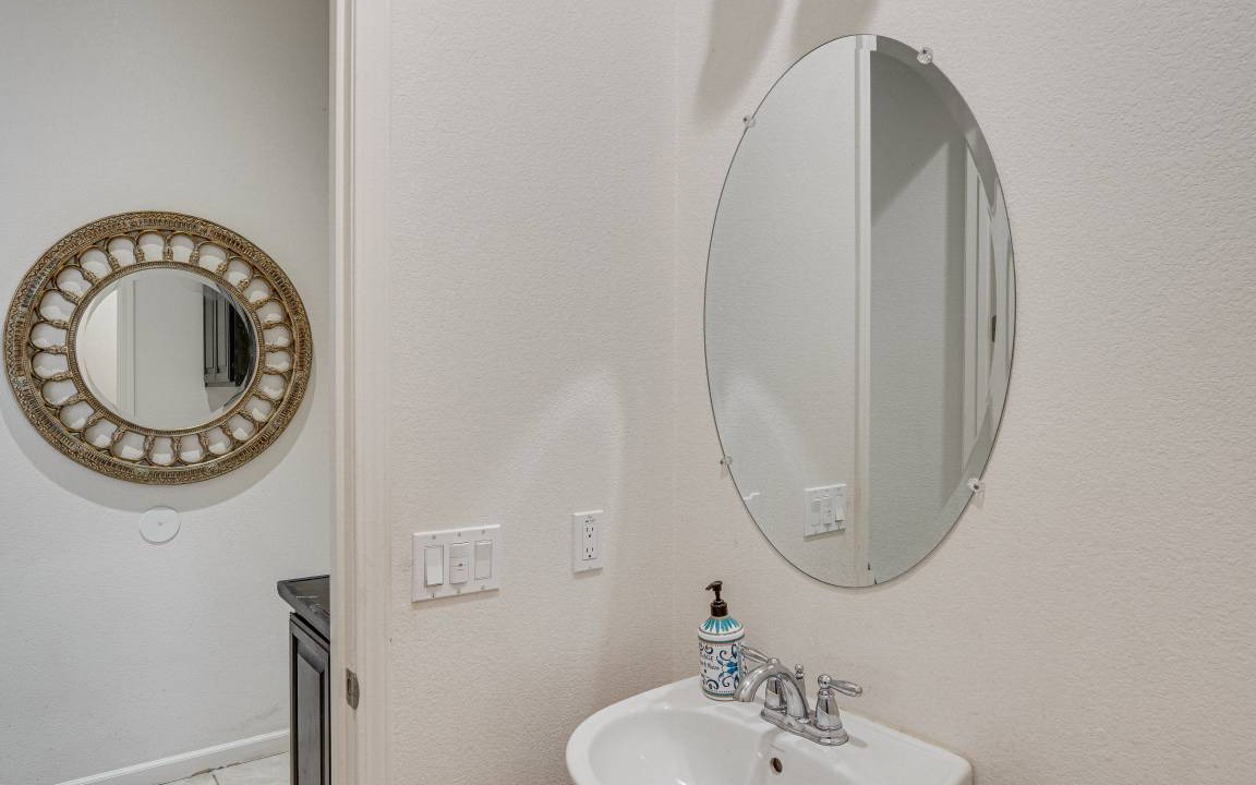 Photo of Bathroom in Bakersfield