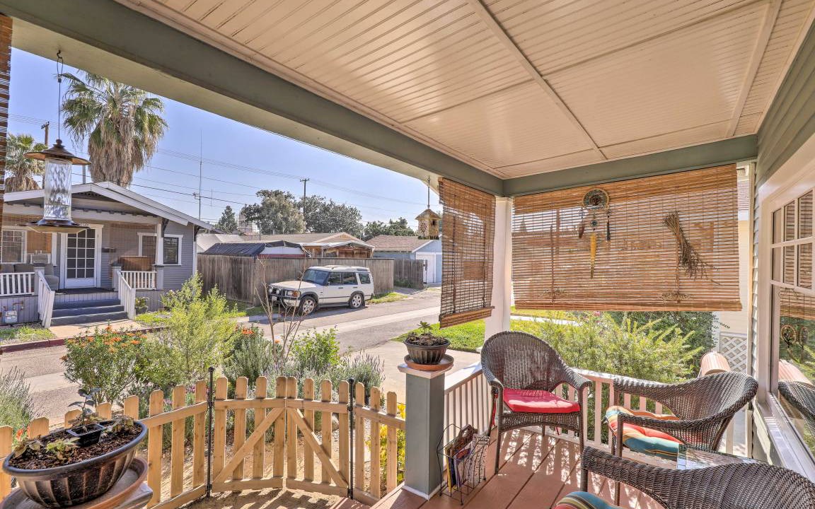 Photo of Patio Balcony in Fullerton