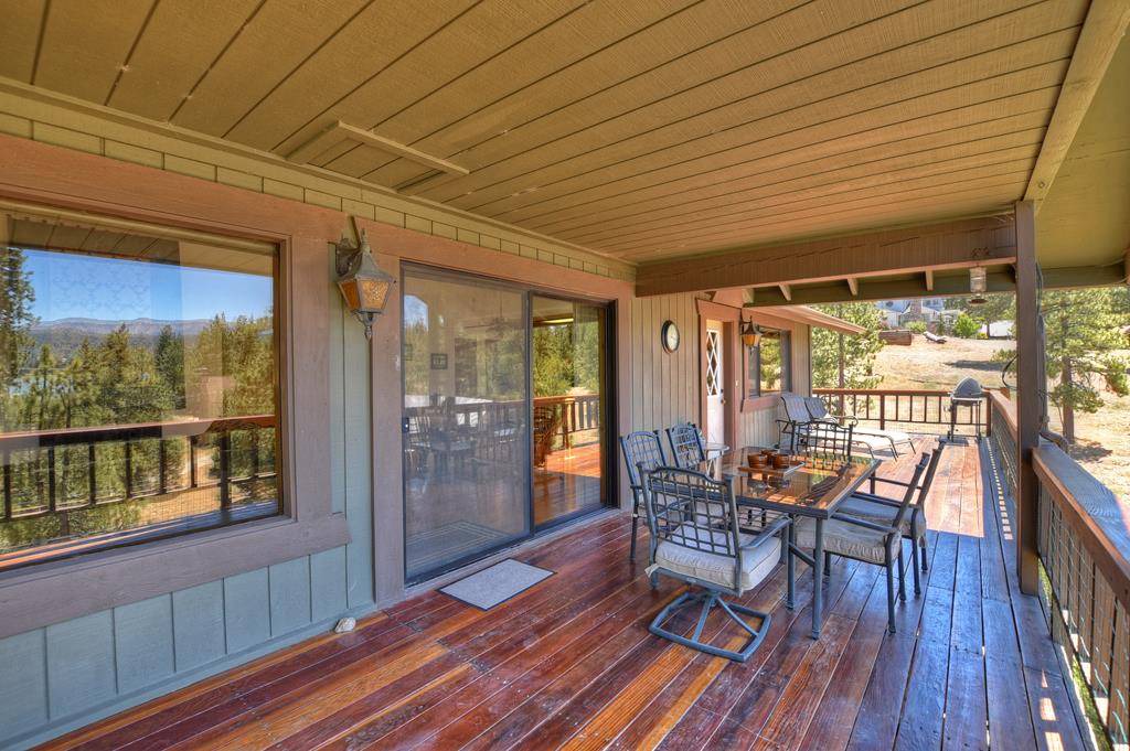 Photo of Patio Balcony in Fawnskin