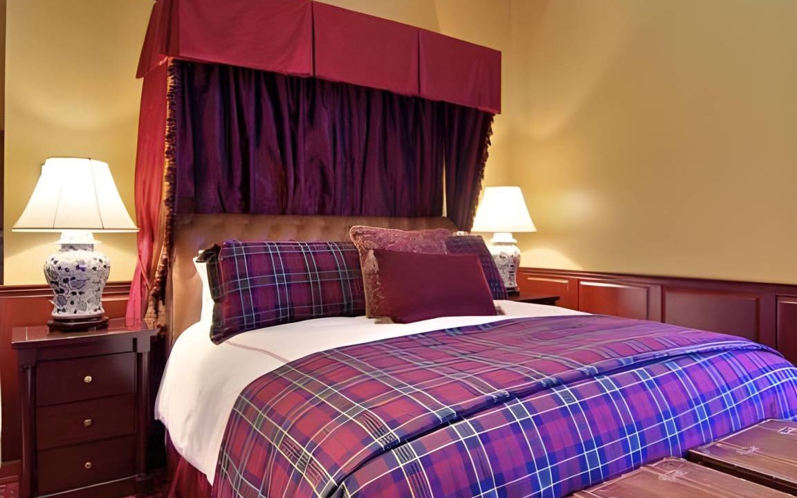 Photo of Bedroom in Golden Rectangle