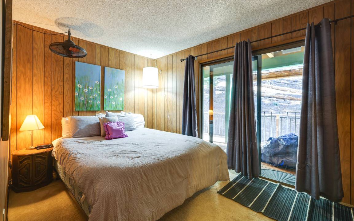 Photo of Bedroom in Pinecrest