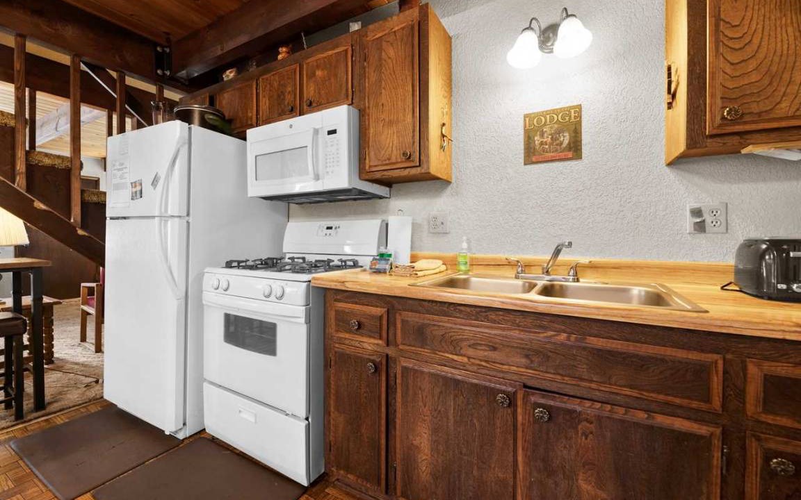 Photo of Kitchen in Big Bear