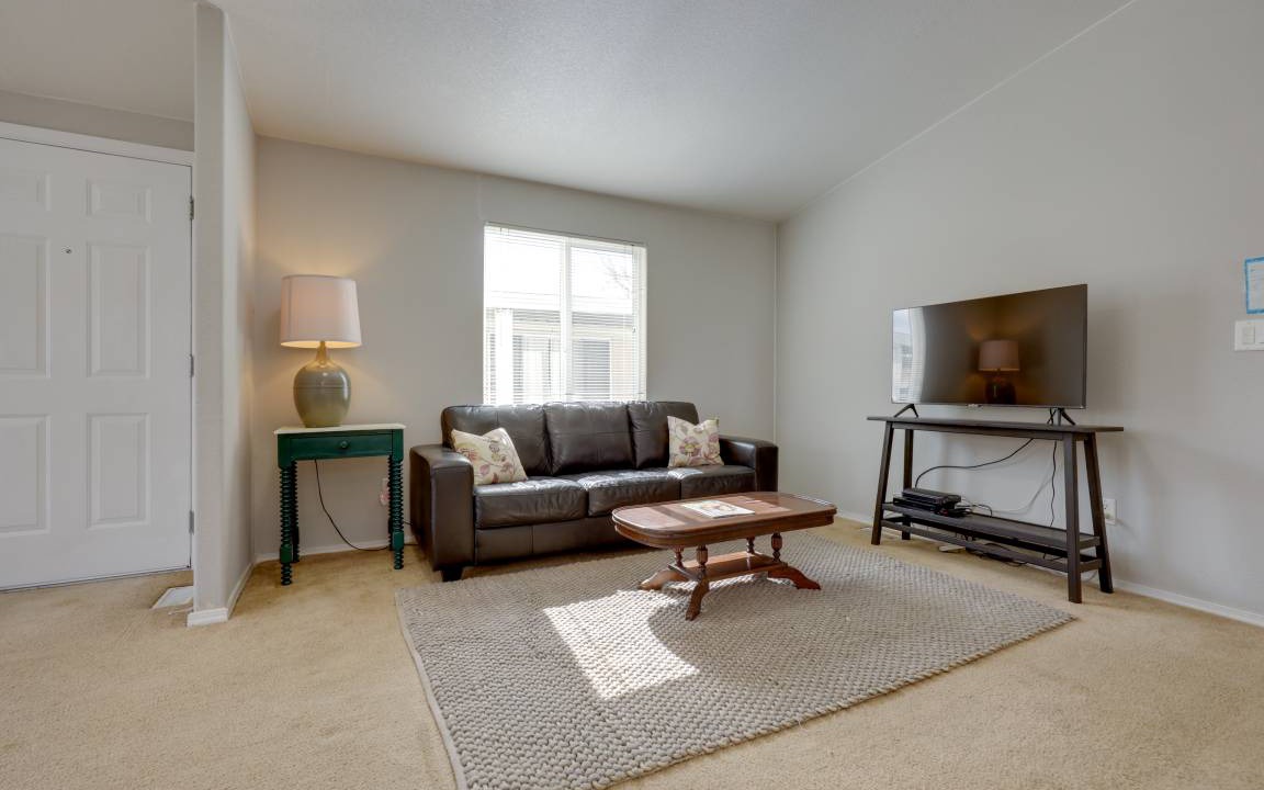 Photo of Livingroom in Oak View