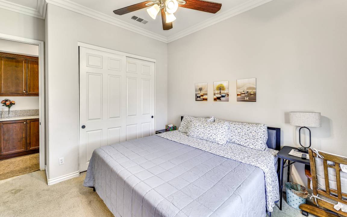 Photo of Bedroom in Alessandro Heights