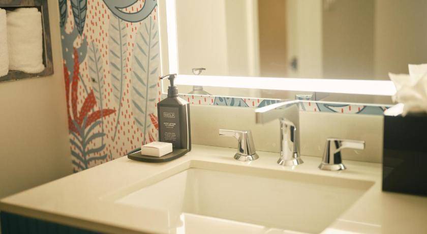 Photo of Bathroom in Downtown San Francisco