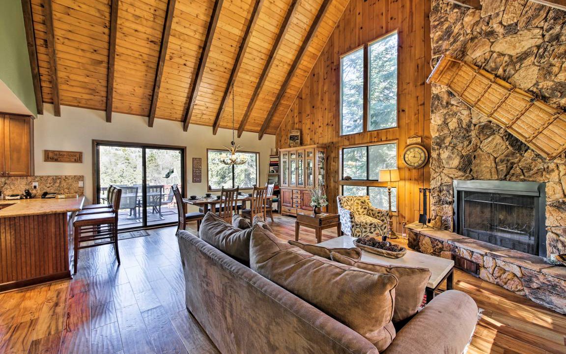 Photo of Others in Lake Arrowhead