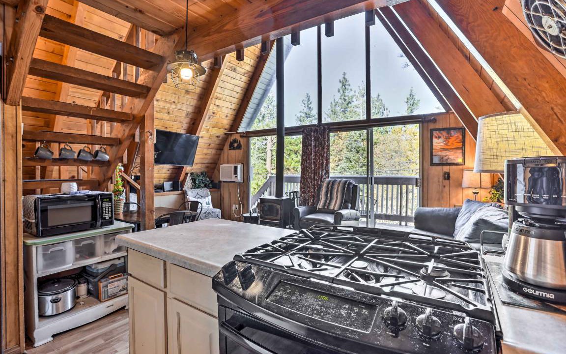 Photo of Kitchen in Arrowbear Lake