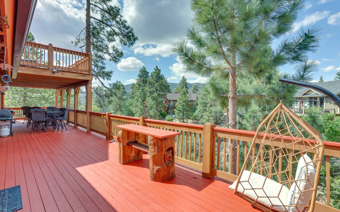 Photo of Patio Balcony in Castle Glen Estates
