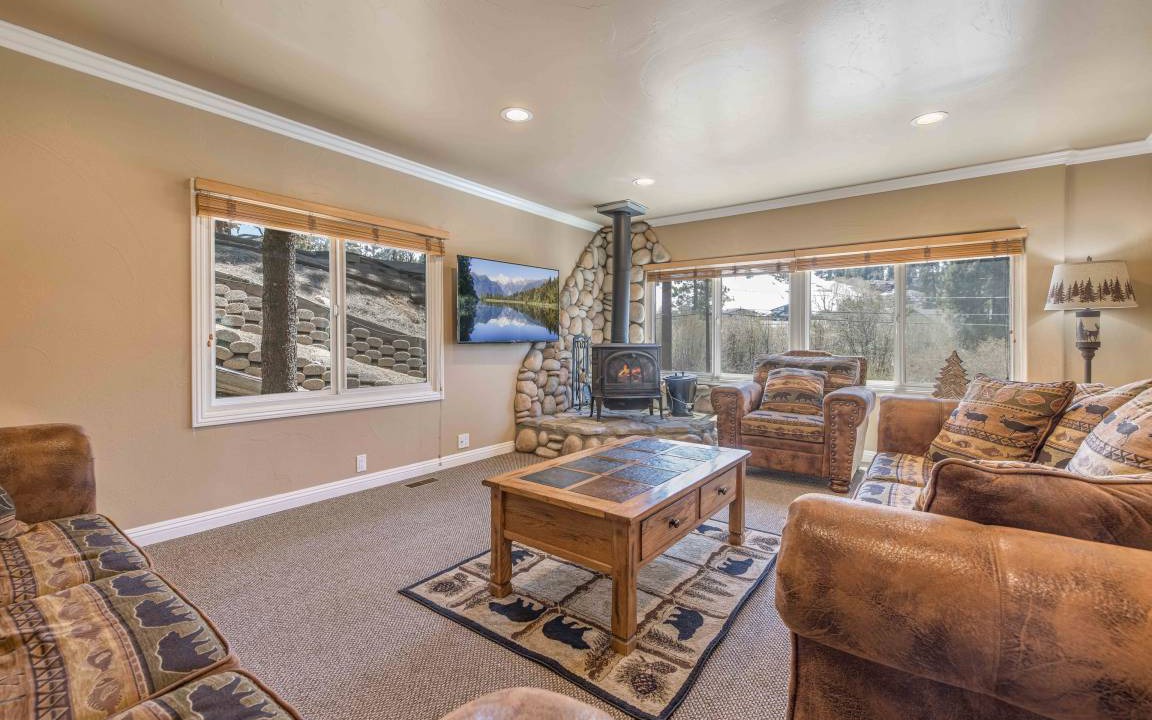 Photo of Livingroom in Moonridge