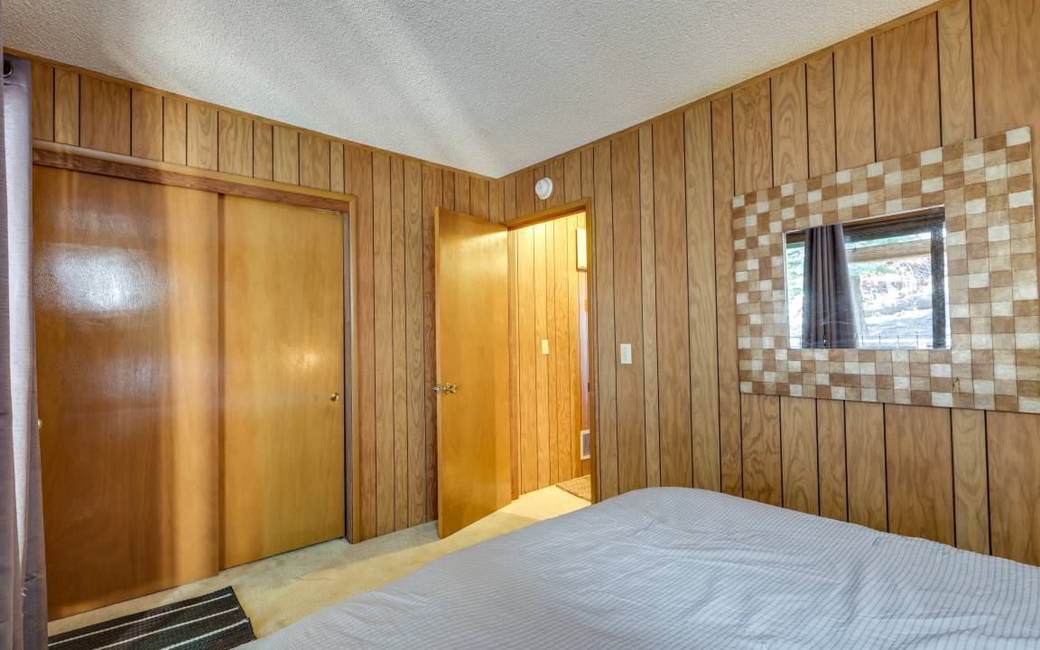 Photo of Bedroom in Pinecrest