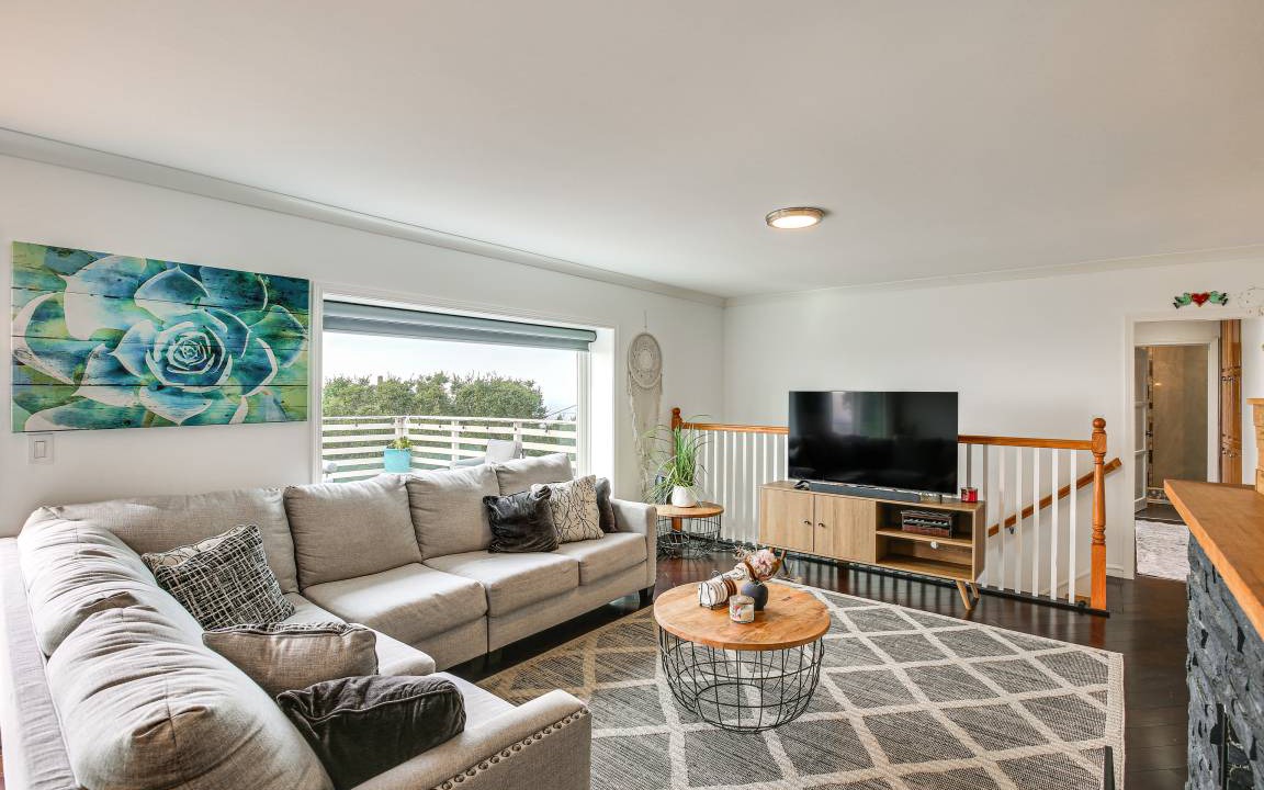 Photo of Livingroom in Whittier