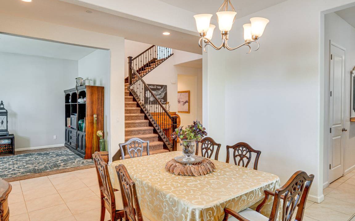 Photo of Livingroom in Bakersfield