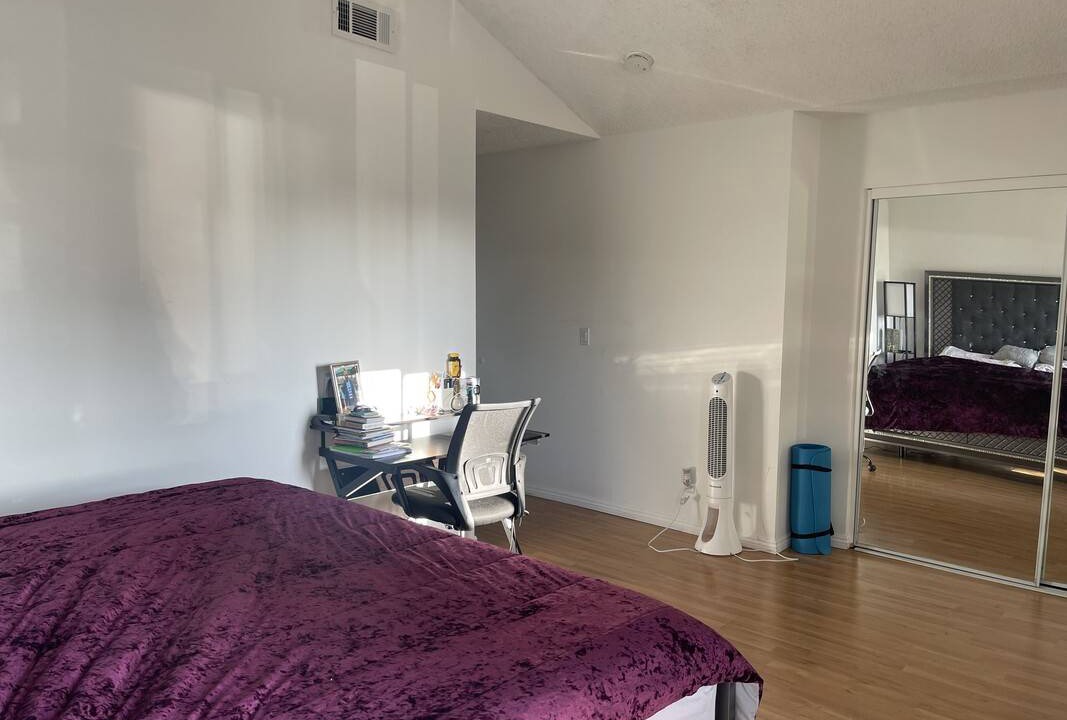 Photo of Bedroom in North Long Beach