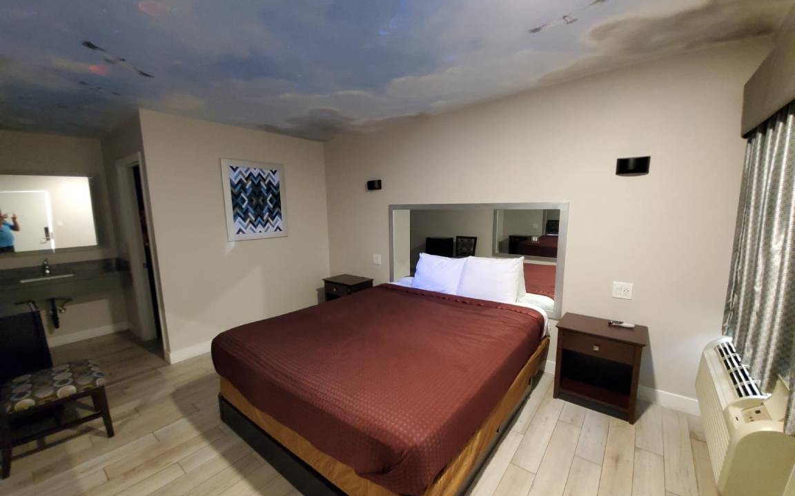 Photo of Bedroom in Compton