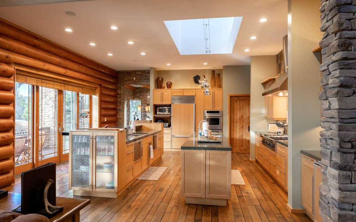 Photo of Kitchen in Upper Moonridge