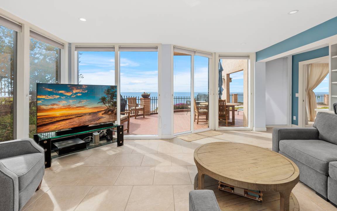 Photo of Livingroom in Solana Beach