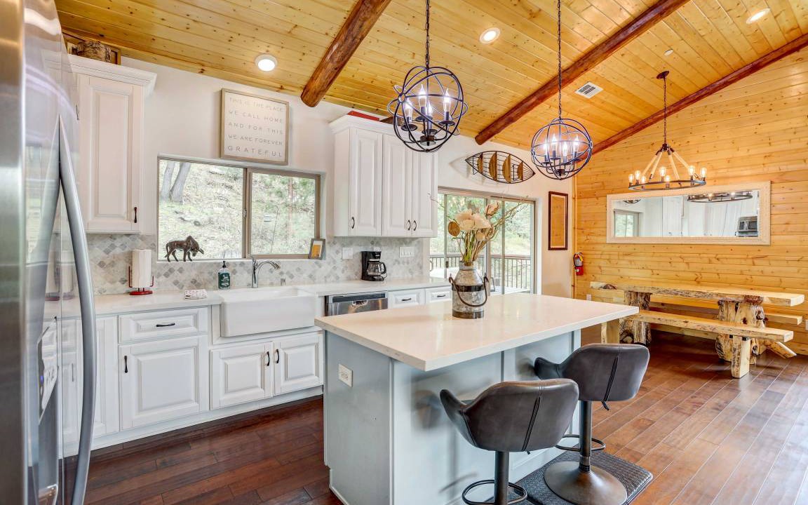 Photo of Kitchen in Upper Moonridge